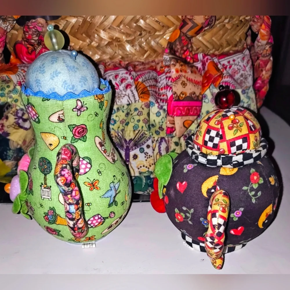 VTG Mary Engelbreit Teapot Pincushion Set - Picture 4 of 11